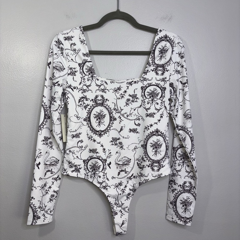 Francesca's Long Sleeve Toile Print Bodysuit Size Small Swans, Birds Floral NWT - Picture 2 of 3